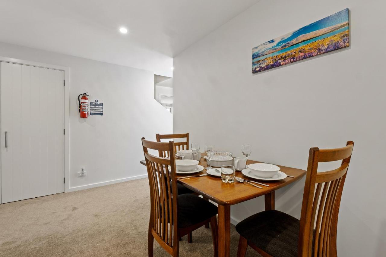 Queenstown Lake Views - Downstairs Apartment Exterior foto